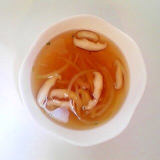 玉ねぎと椎茸のスープ